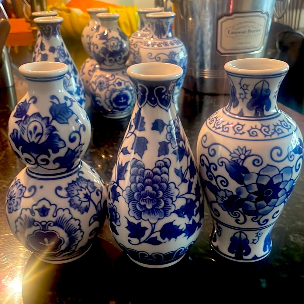 &K DELFT CERAMIC VASES SET OF 3